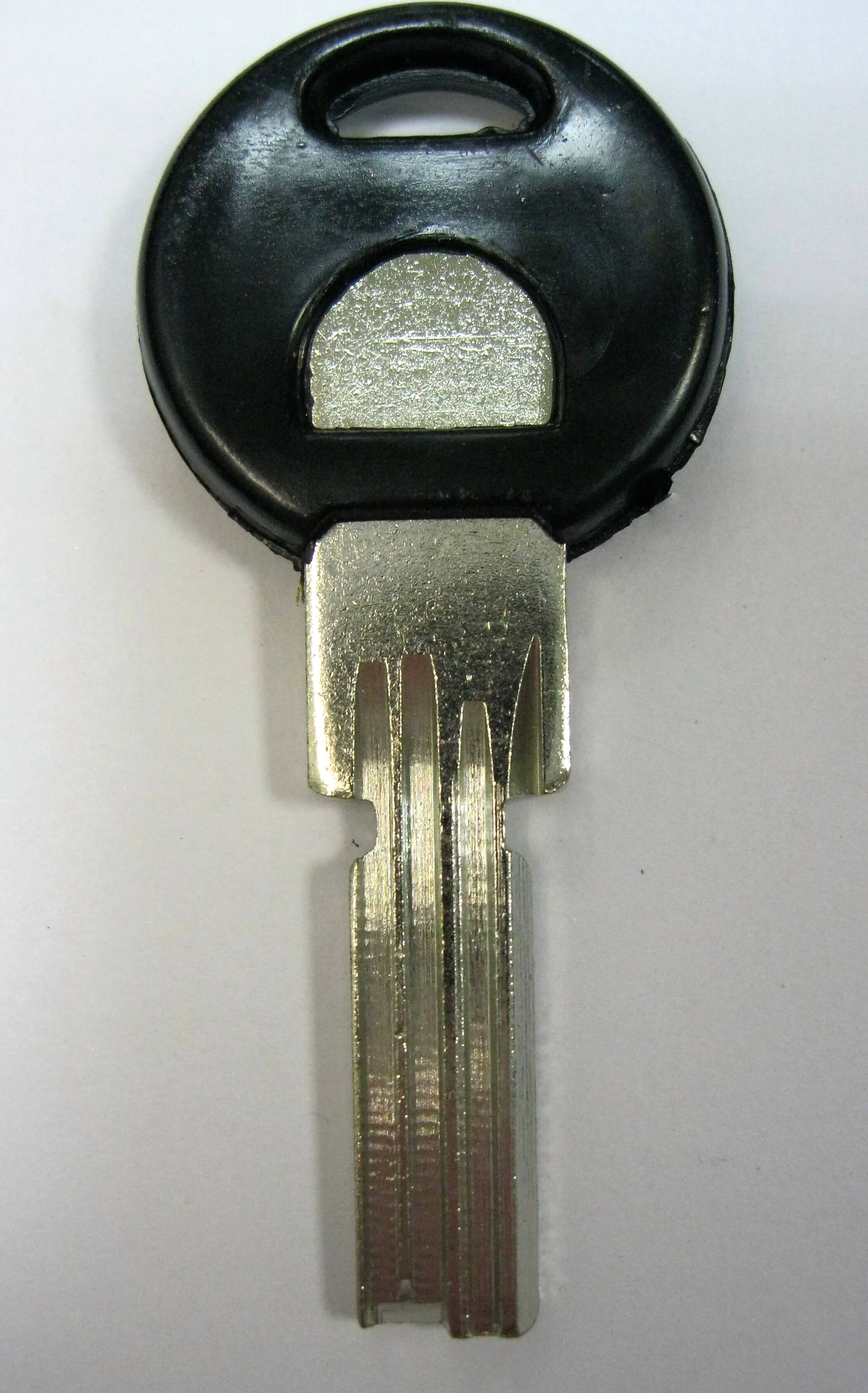 Купить ключ кс2. Заготовка ключей MSM rw1-k AC. Заготовка ключа МСМ 4 паза. Заготовки для ключей. Вертикальные заготовки ключей.