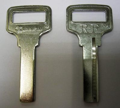 Заготовка для ключей 00629 1 паз (7,5*27 мм) КНР вертикальная